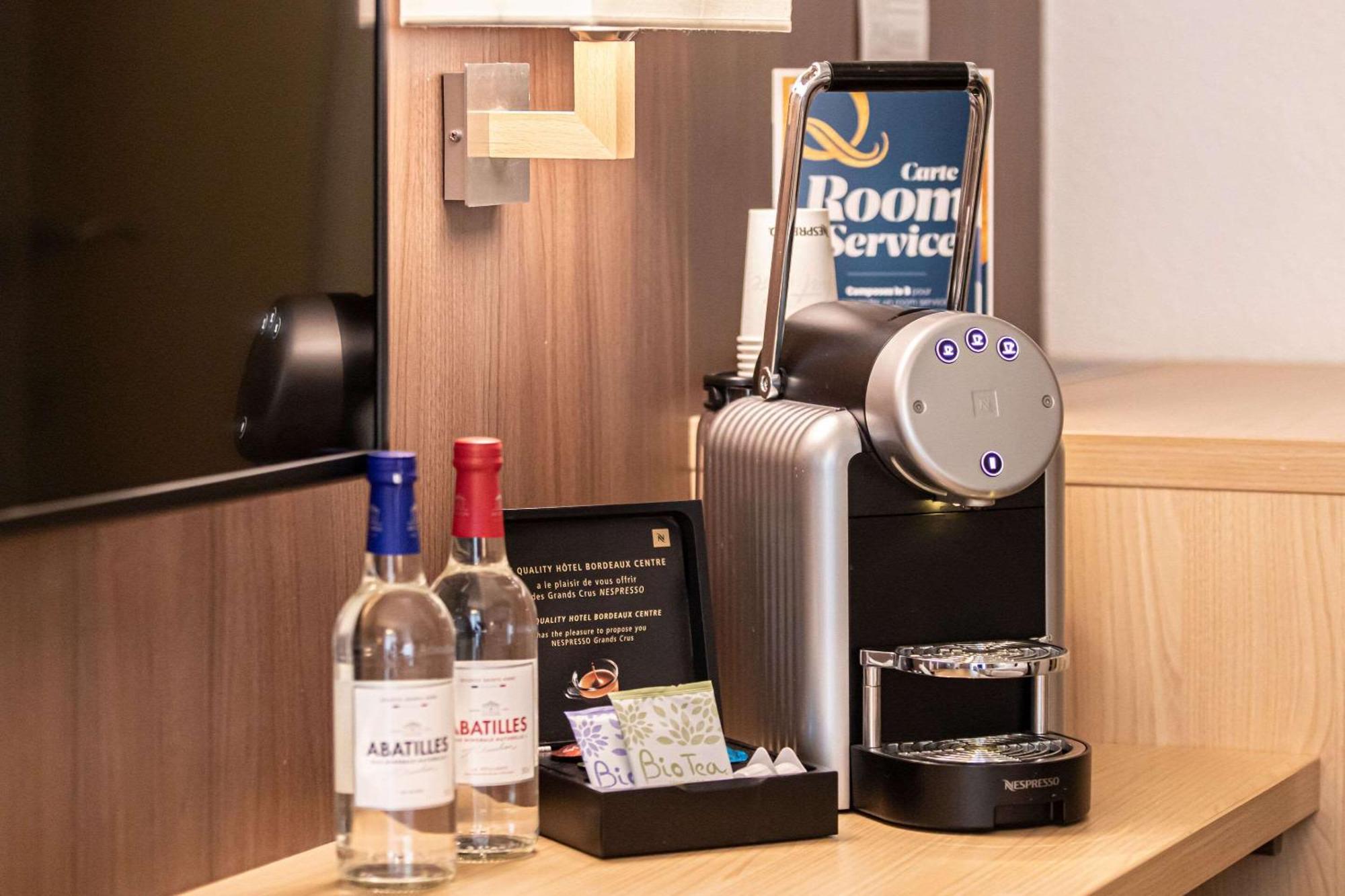 Quality Hotel Bordeaux Centre Εξωτερικό φωτογραφία